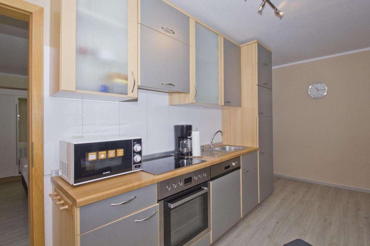 Haus Blick zur See FeWo 13 Gartennutzung, Terrasse, Sauna- und Schwimmbadnutzung im AHOI Sellin Goehren  Exterior foto